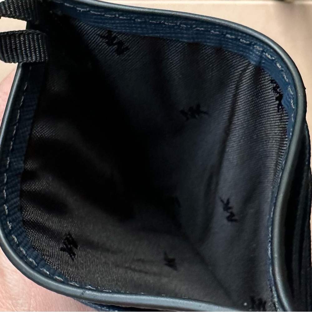 Michael Kors Men’s Tall Card Case in Dark Blue - Picture 7 of 17